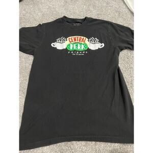 Friends Central Perk T Shirt size Medium